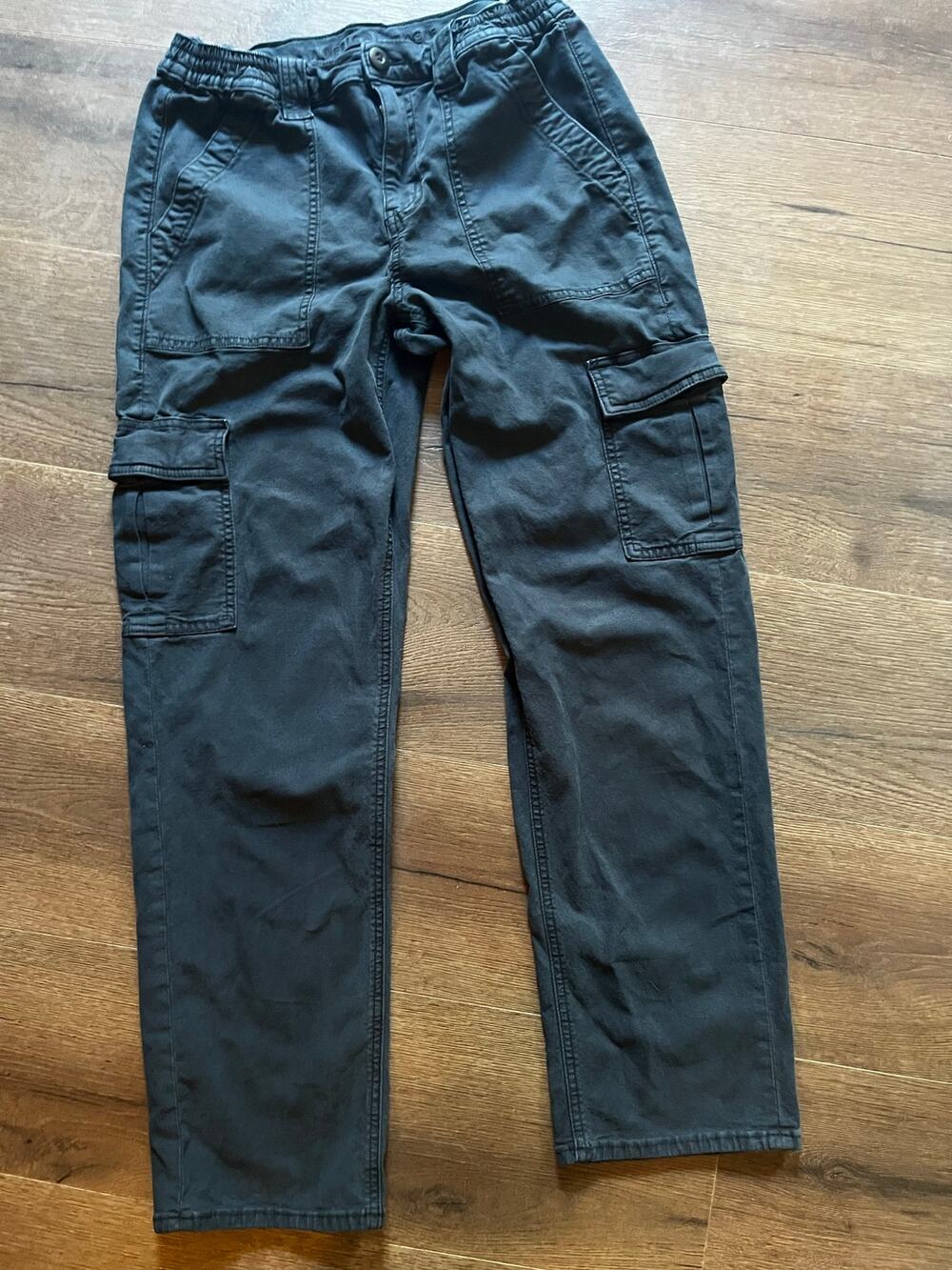 American Eagle Black Cargo Pants Women’s 0 Regular Stretch Utility Straight Leg